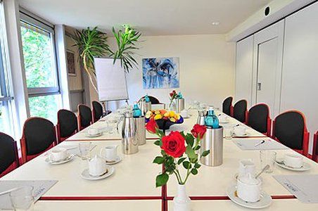 Stadthotel Heilbronn Kinh doanh bức ảnh